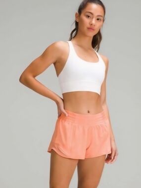 NWT Lululemon 2.5" Hotty Hots.  Coral Kiss. Sz 14